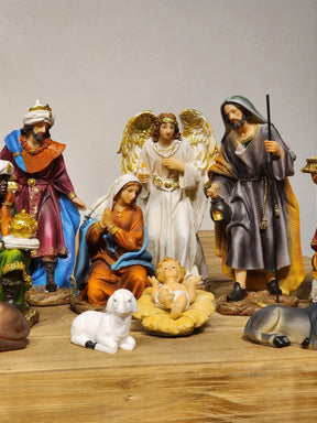 Presépio em Resina Colorido • 11 Peças • 18,5cm