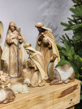 Presépio em Resina Marrom • 12 Peças • 30cm