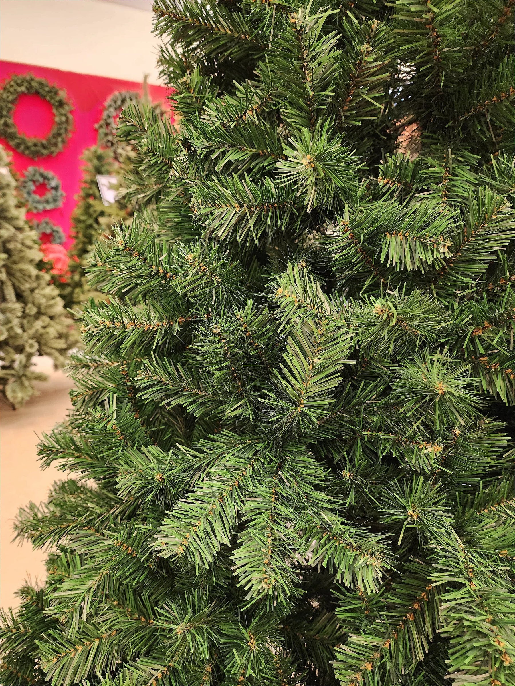 Árvore de Natal Tradicional Copacabana 2,40m 1000 Galhos